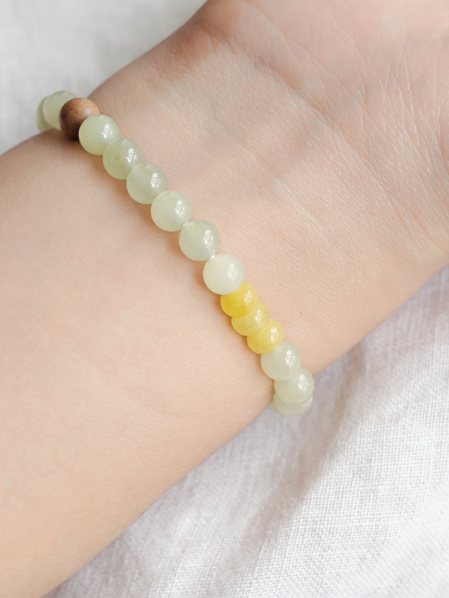 Spring-Natural Jade Light Maple Sugar Wood Beads Bracelet