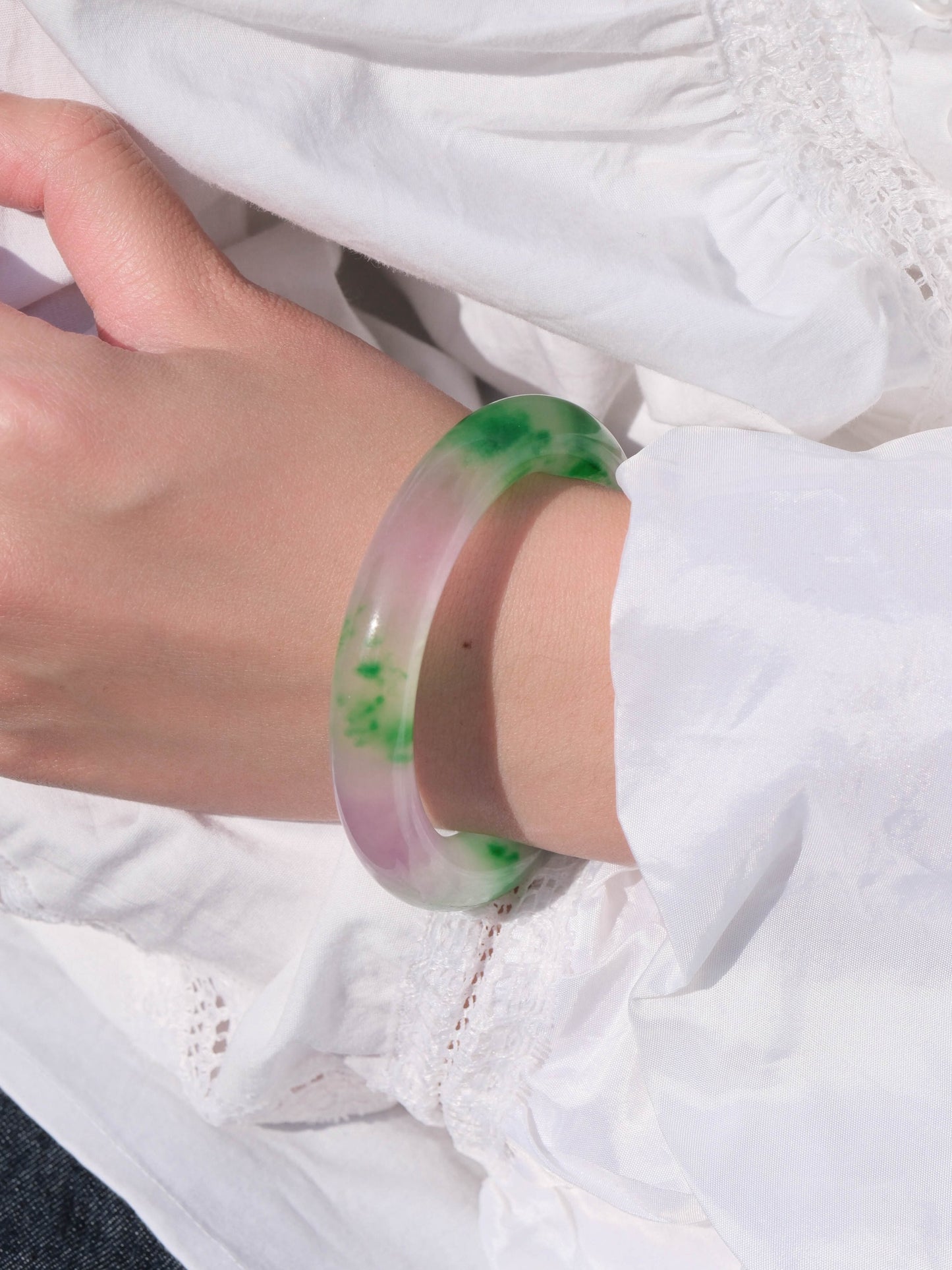 Blur-Natural Green and Purple Floating Flower Jade Bangle - Zhulry