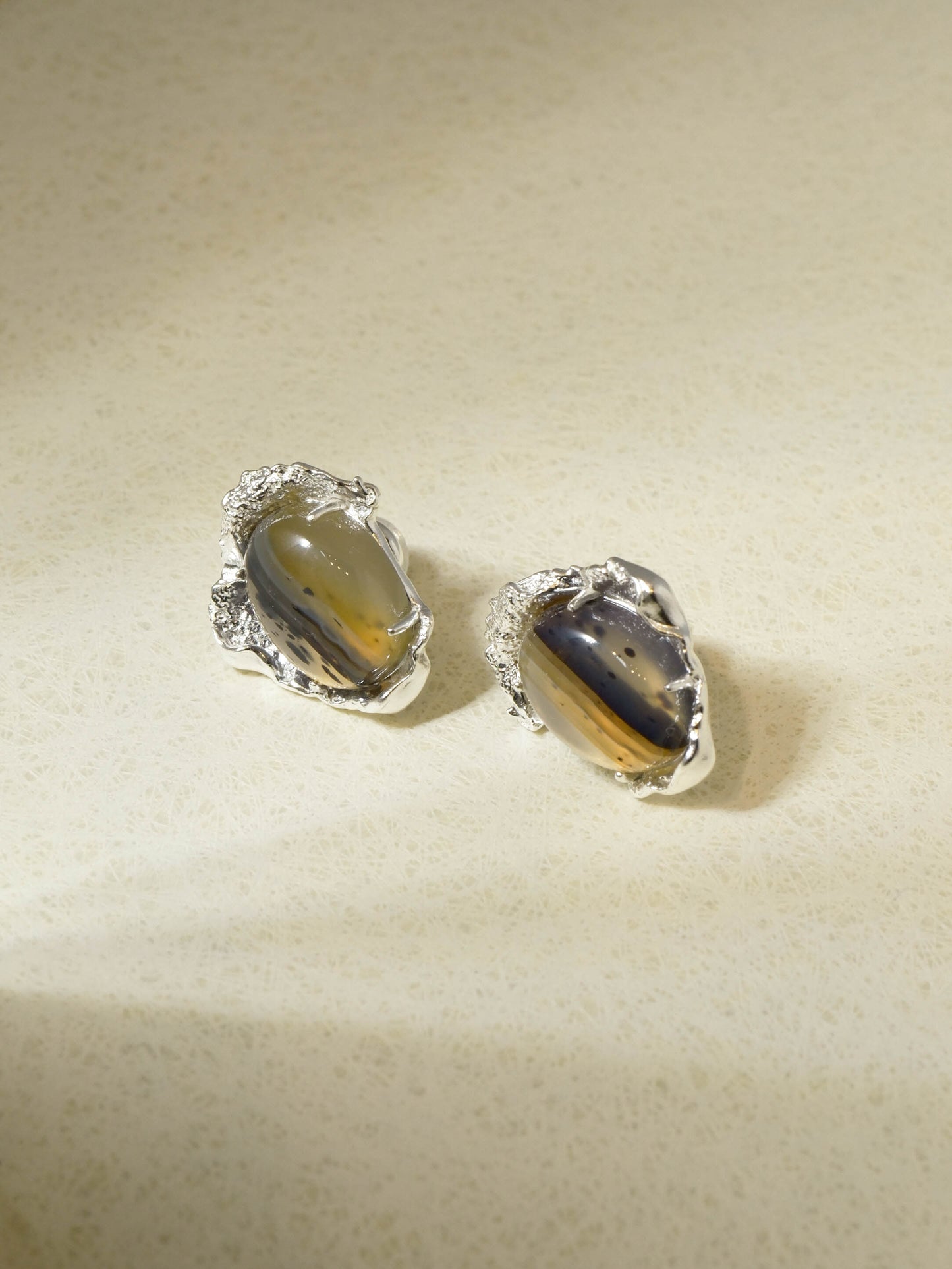 Fantasy-Chalcedony Shell Silver Earrings with Elegant Silver Design