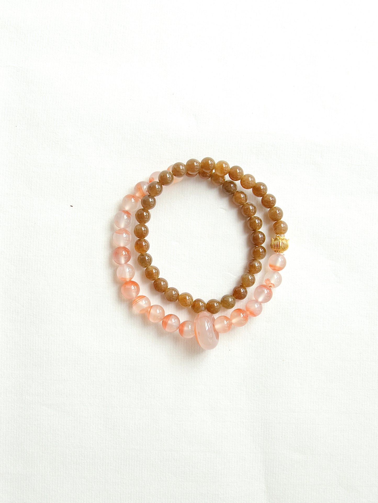 Lotus-Agate Maple Sugar Jade Gold Plated Double Circle Bracelet with Running Beads